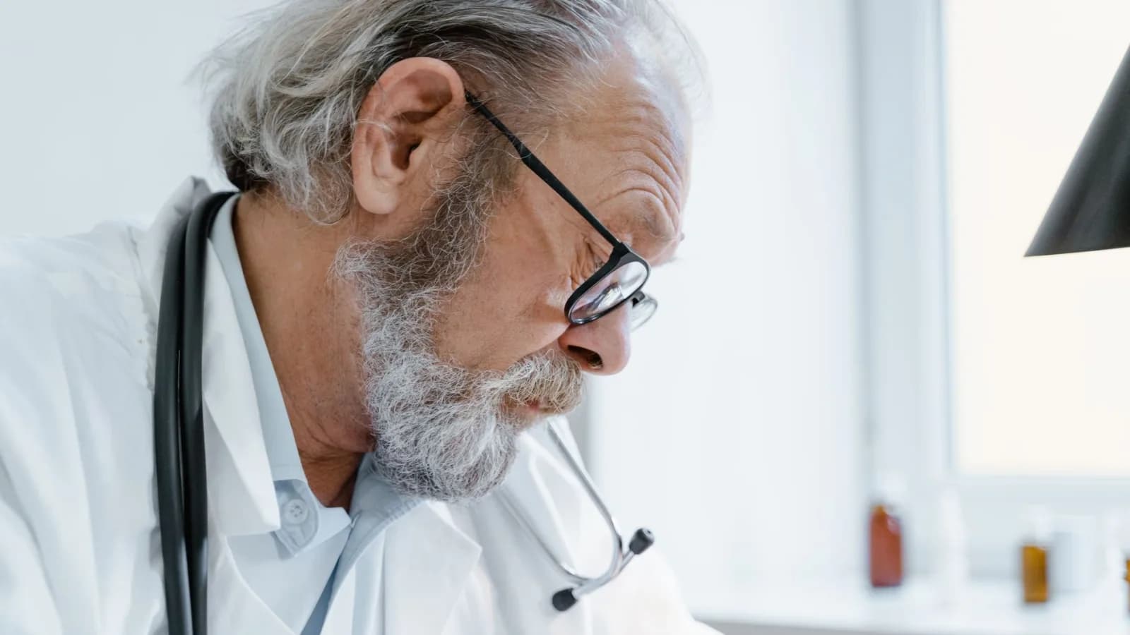 Medical professional providing first aid guidance